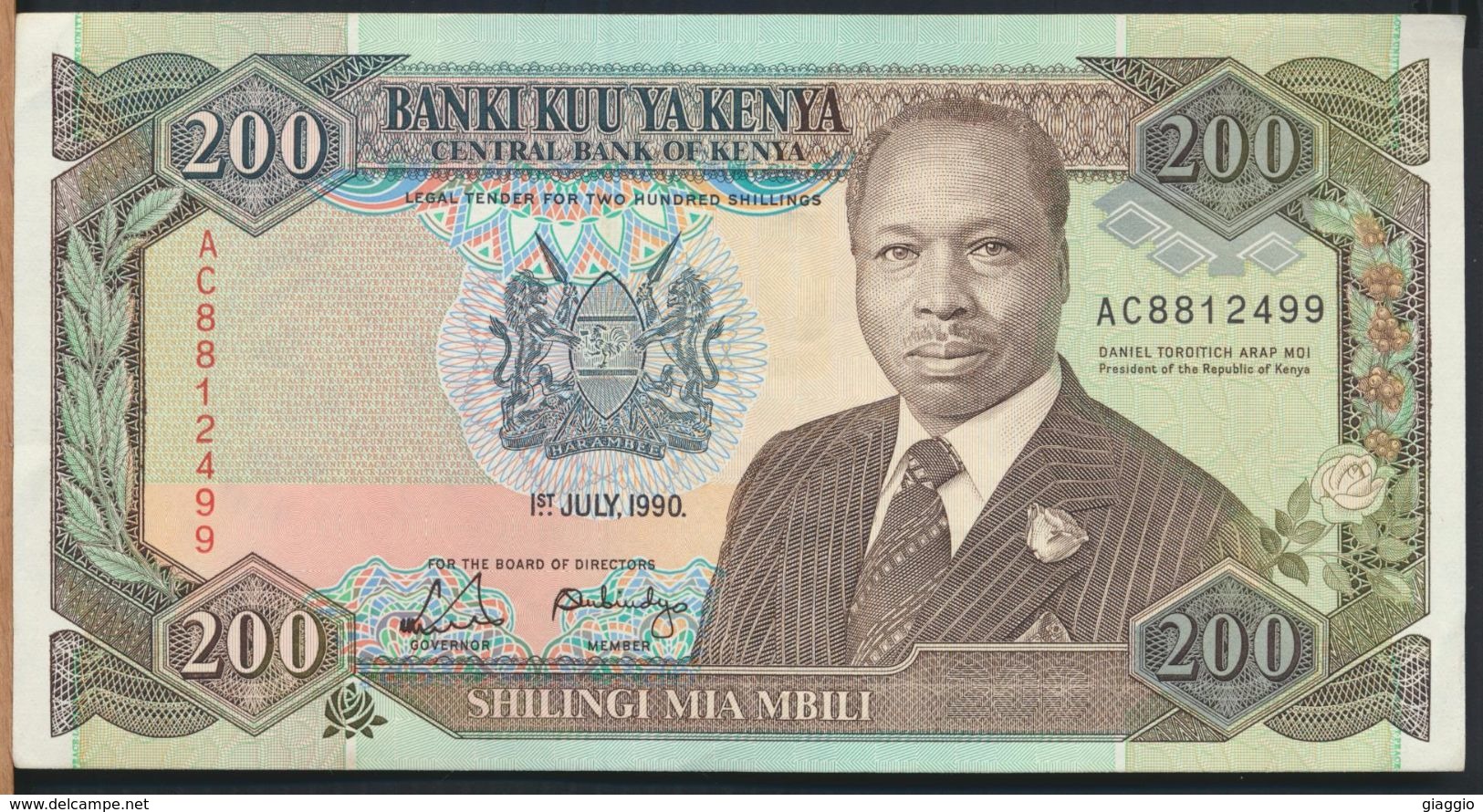 °°° KENYA - 200 SHILLINGS 1990 °°° - Kenya