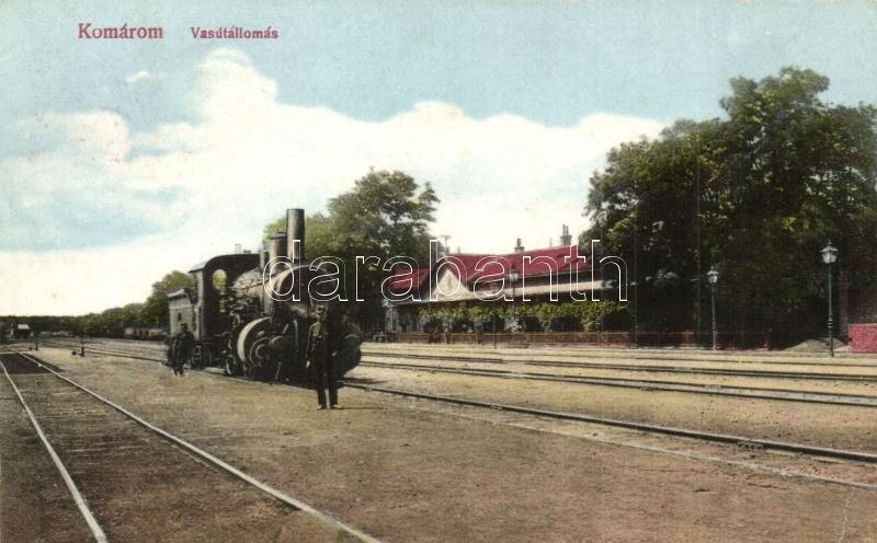 T2/T3 Komárom, Komárno; Vasútállomás Gőzmozdonnyal / Bahnhof / Railway Station With Locomotive (EK) - Non Classés