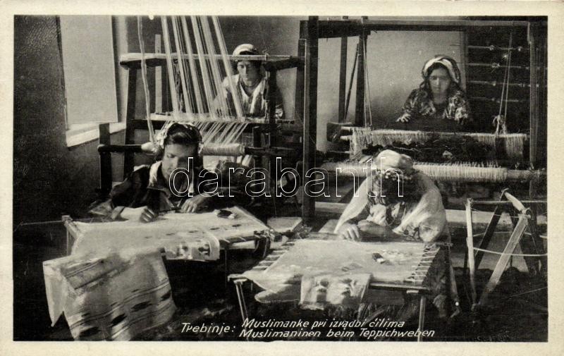 ** T2 Trebinje, Muslimanke Pri Izradi Cilima; Izd Kasim Vidjen / Muslimanien Beim Teppichweben / Carpet Weaving, Folklor - Unclassified