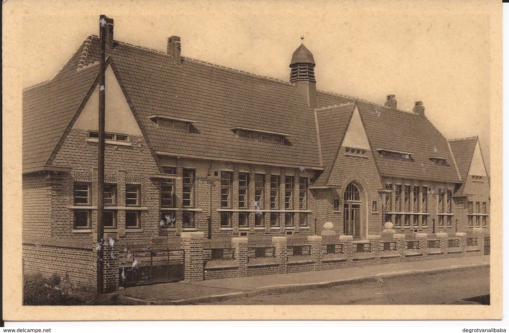 HOOGSTRATEN:  De Gemeenteschool (1933), Ontwerp Taeymans - Hoogstraten