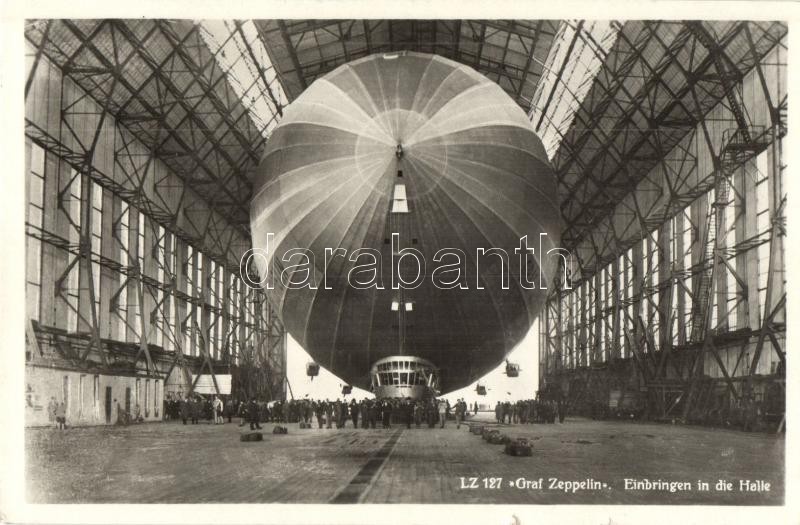 T2 LZ 127 Graf Zeppelin, Einbringen In Die Halle - Non Classés