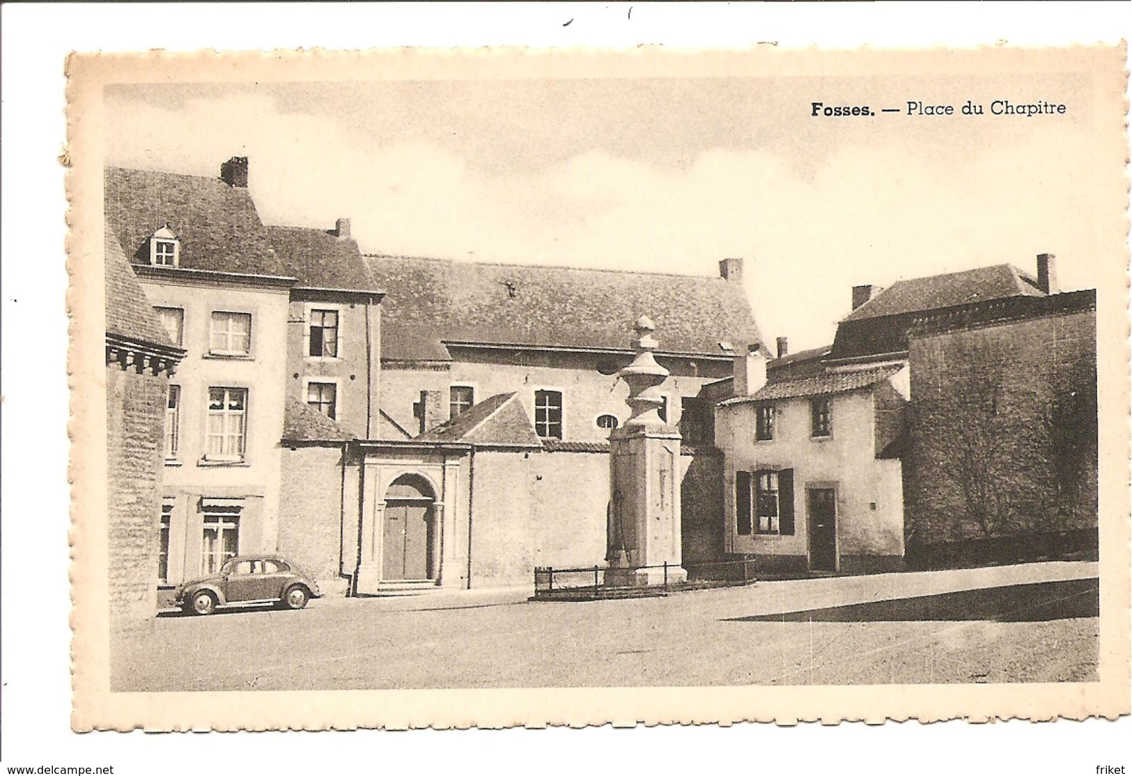 FOSSES   Place  Du  Chapitre - Fosses-la-Ville