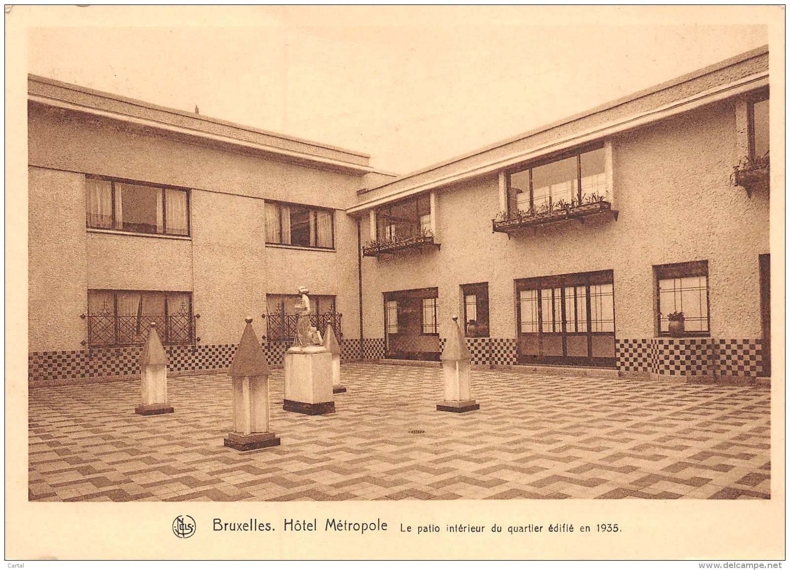 CPM - BRUXELLES - Hôtel Métropole - Le Patio Intérieur Du Quartier éditifé En 1935 - Cafés, Hotels, Restaurants