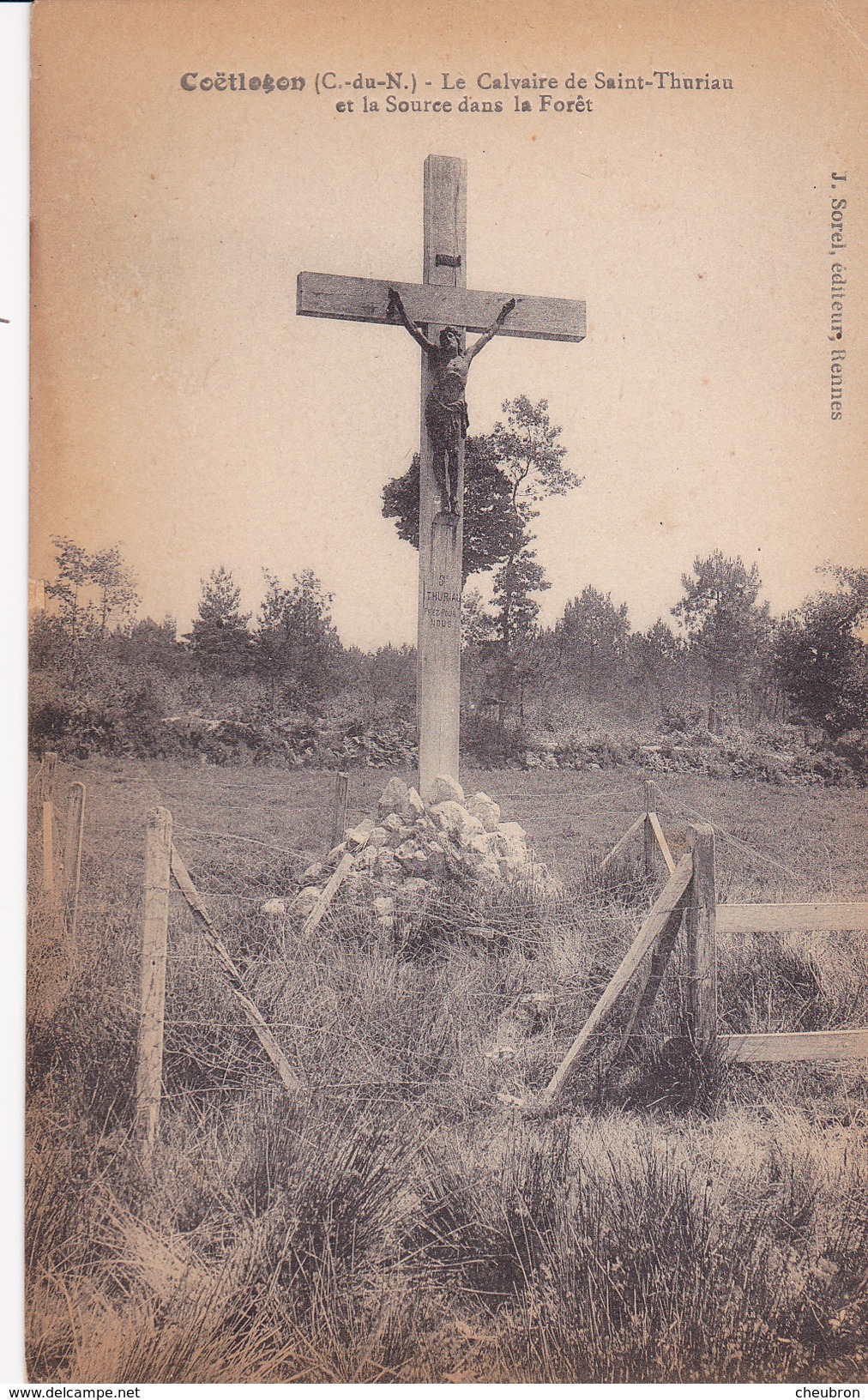 22. COETLOGON. CPA . RARETE. LE CALVAIRE DE SAINT- THURIAU - Dinan