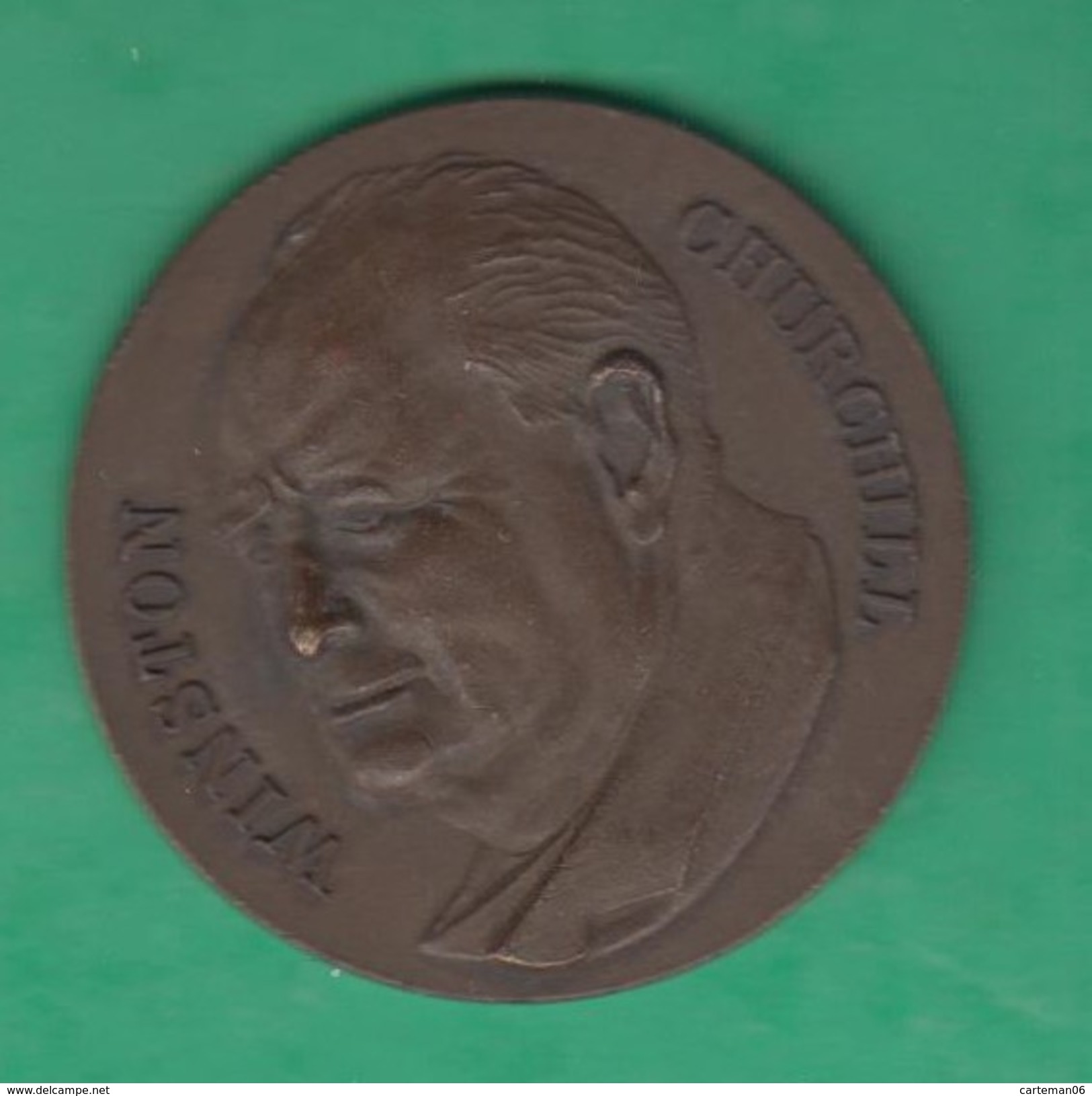 Ancienne Médaille Winston Churchill C.D.B - Autres & Non Classés