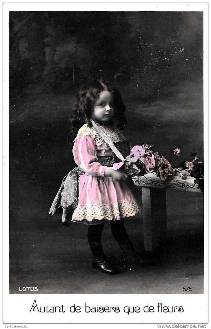 [DC11123] CPA - BAMBINA CON FIORI - Viaggiata - Old Postcard - Altri & Non Classificati