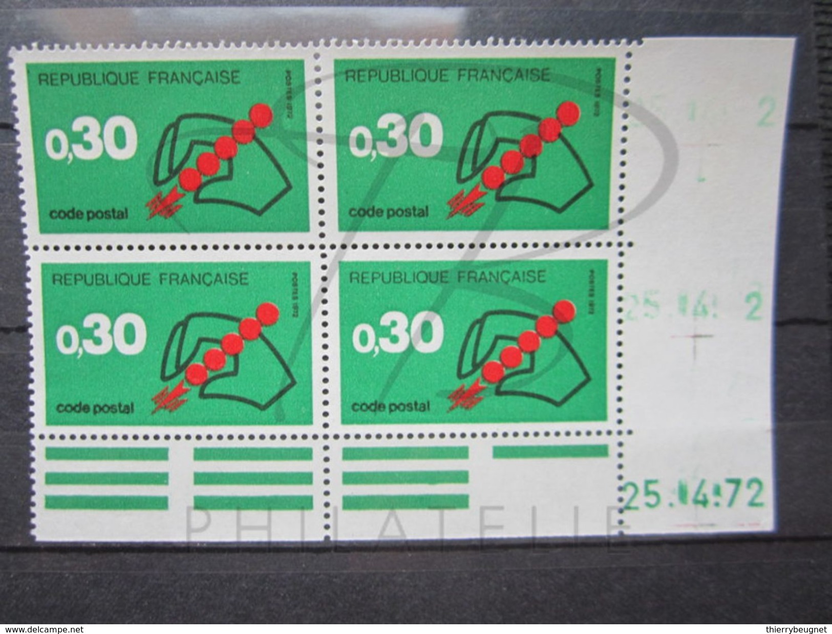 VEND BEAUX TIMBRES DE FRANCE EN BLOC DE 4 , N° 1719 , COIN DATE  " 25.4.72 " , REPETES , XX !!! - 1970-1979