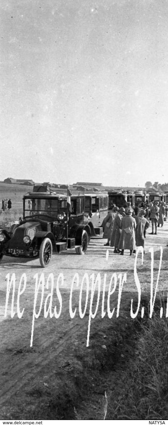 Guerre 14-18 AVIATION EMBARQUEMENT DANS LES TAXIS PARISIENS Deux Négatifs Par Militaire Escadrille VB 110 - 1914-18