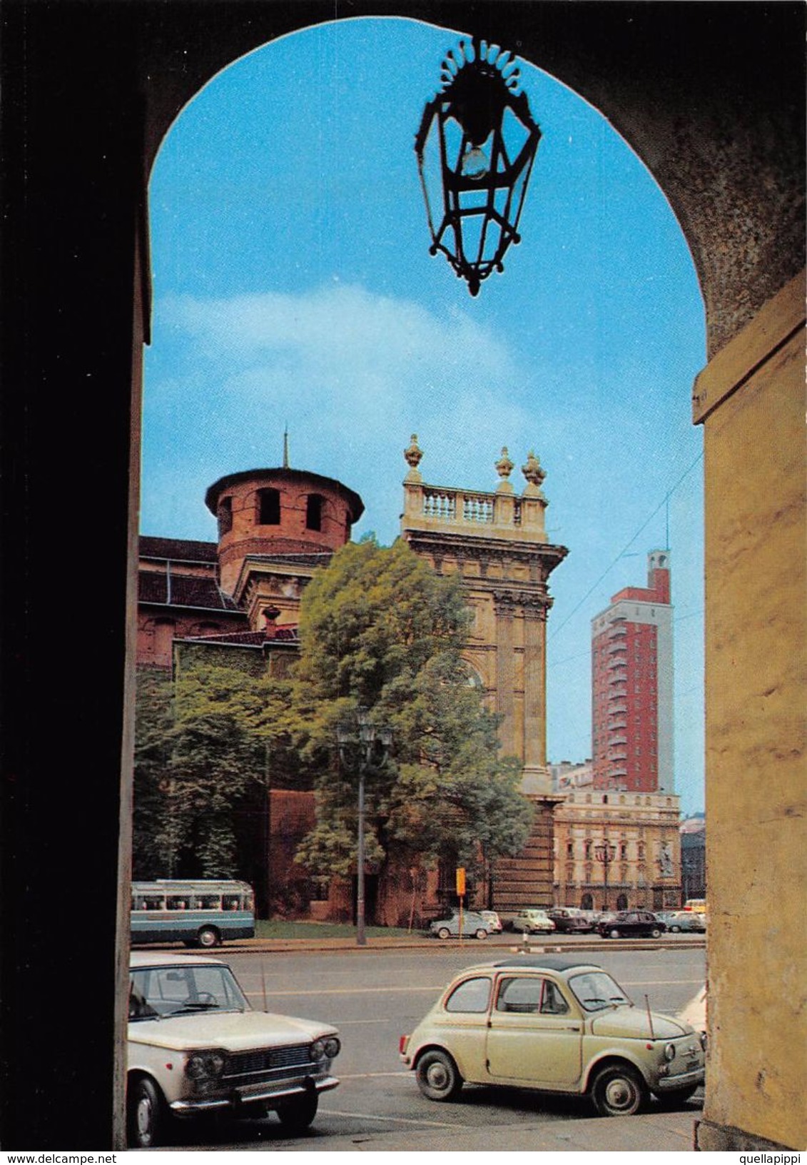 D7000 "TORINO - PIAZZA CASTELLO - PALAZZO MADAMA - IL GRATTACIELO " ANIMATA  AUTO (FIAT 500), SACAT 311 CART NON SPED - Places & Squares