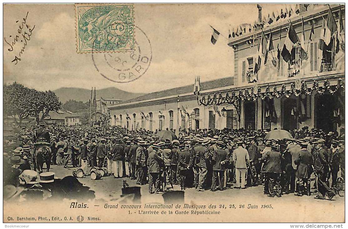 30 ALAIS  GRAND CONCOURS INTERNATIONAL DE MUSIQUES DES 24 25 26 JUIN 1905 1 L'ARRIVEE DE LA GARDE REPUBLICAINE - Alès