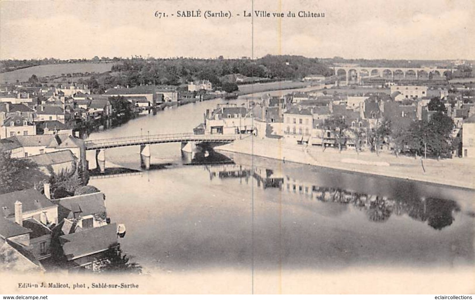 Sablé Sur Sarthe    72      La Ville Vue Du Château       (voir Scan) - Sable Sur Sarthe