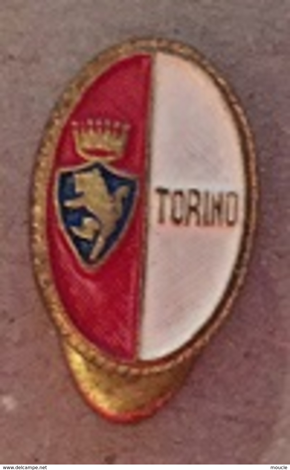 BOUTONNIERE - FOOTBALL - FOOT - SOCCER - FUTBOL - CACIO - TORINO - TURIN - ITALIA - ITALIE - TORO - TAUREAU - Fútbol