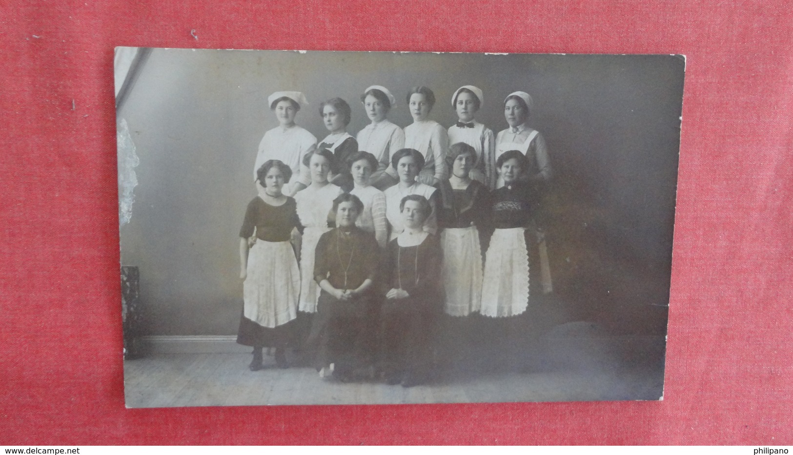 RPPC   Group Of Females    Ref 2720 - To Identify