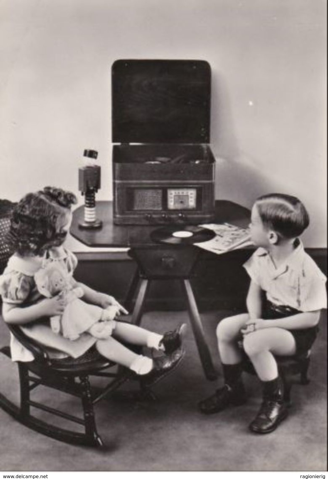 BAMBINI - Bambini Che Ascoltano La Radio - Bambola - 1954 - Otros & Sin Clasificación