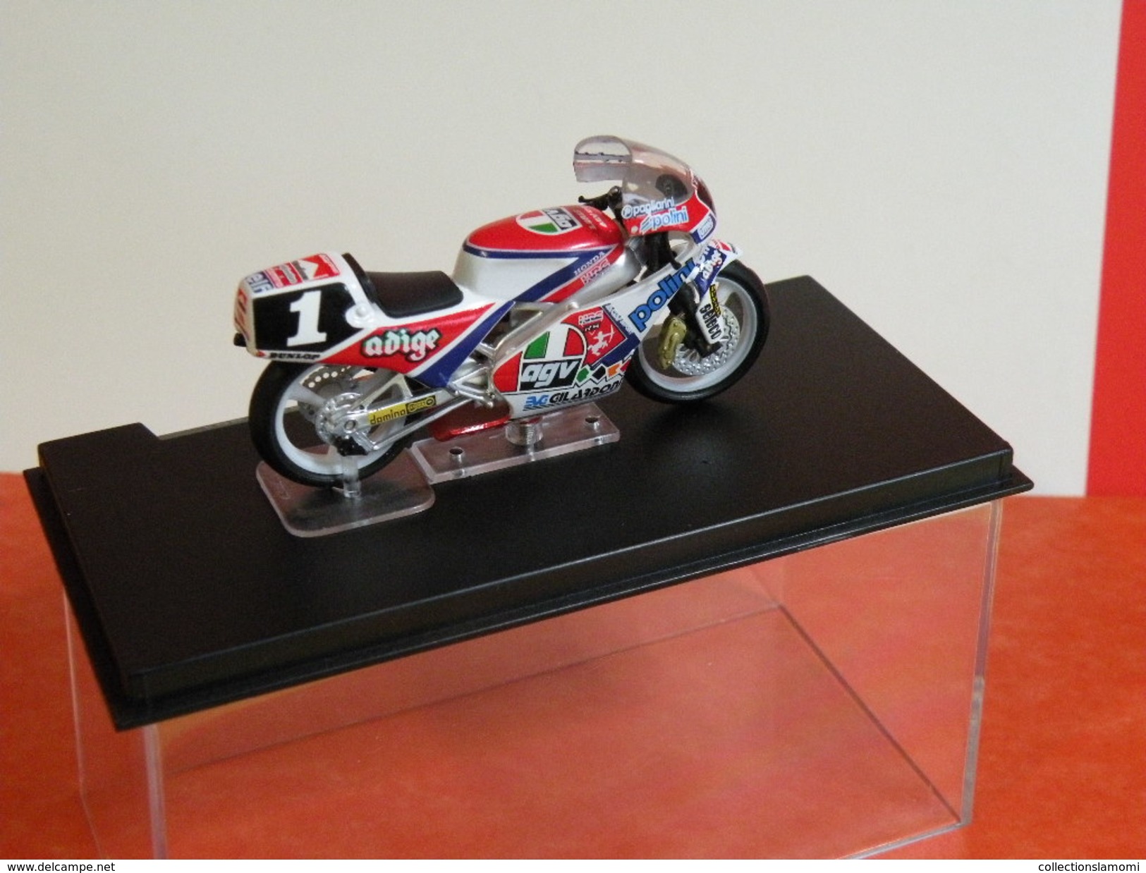 MOTO 1/24 > Honda RS 125 Loris Capirossi 1991 Sous Vitrine - Moto