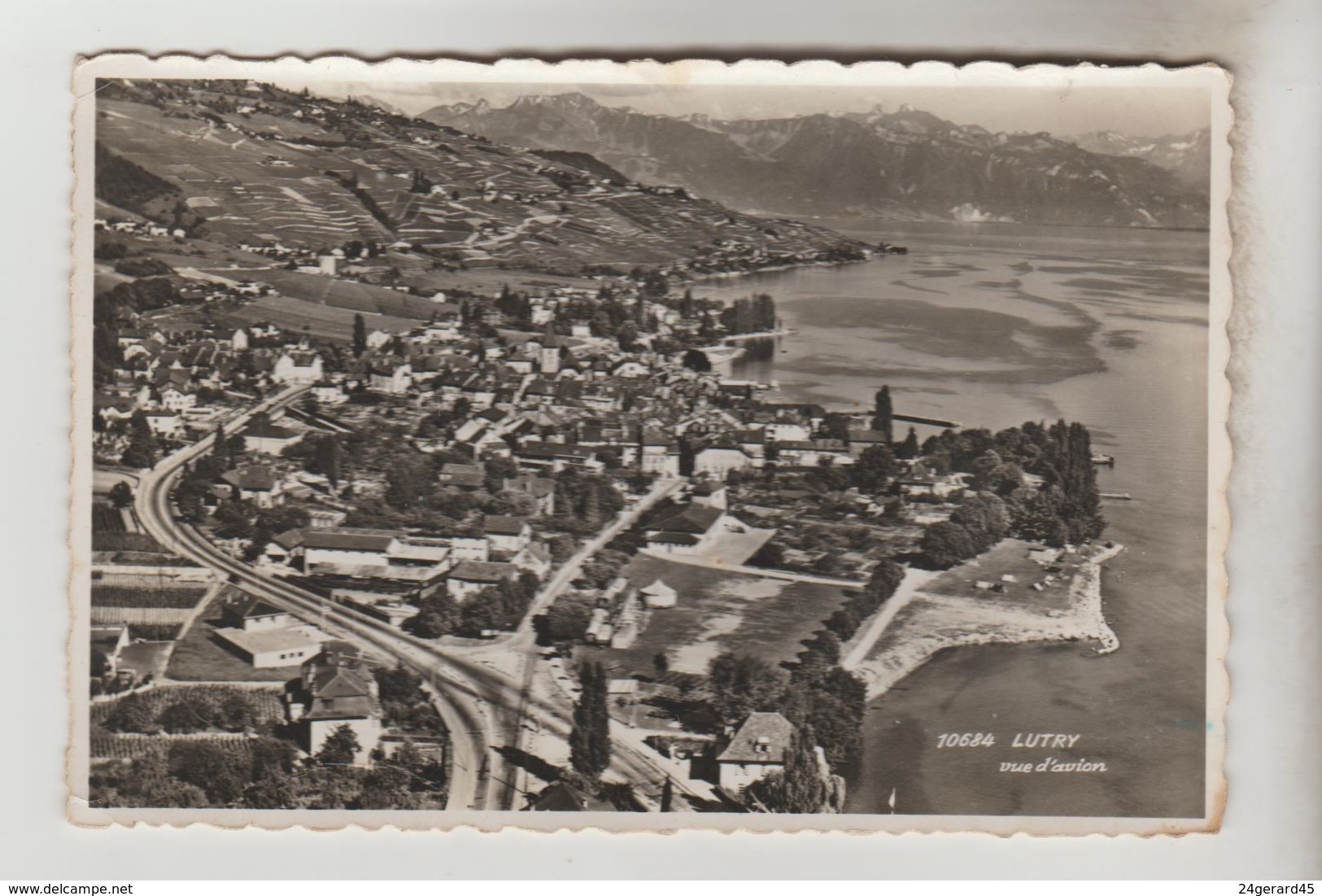 CPSM LUTRY (Suisse-Vaud) - Vue D'avion - Lutry