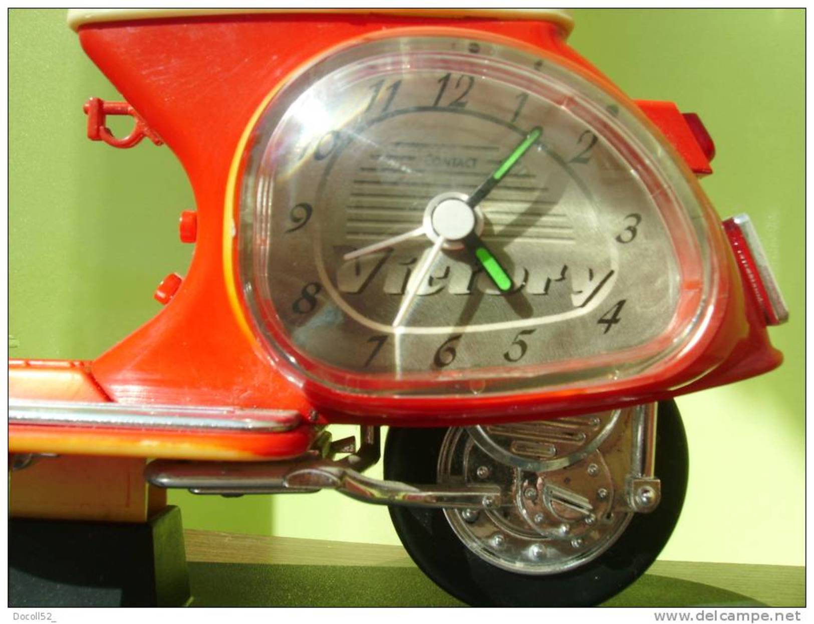 Rare Scooter Vespa Reveil à Disque " Bill Haley - Rock Around The Clock " Voir 7 Scans - Alarm Clocks