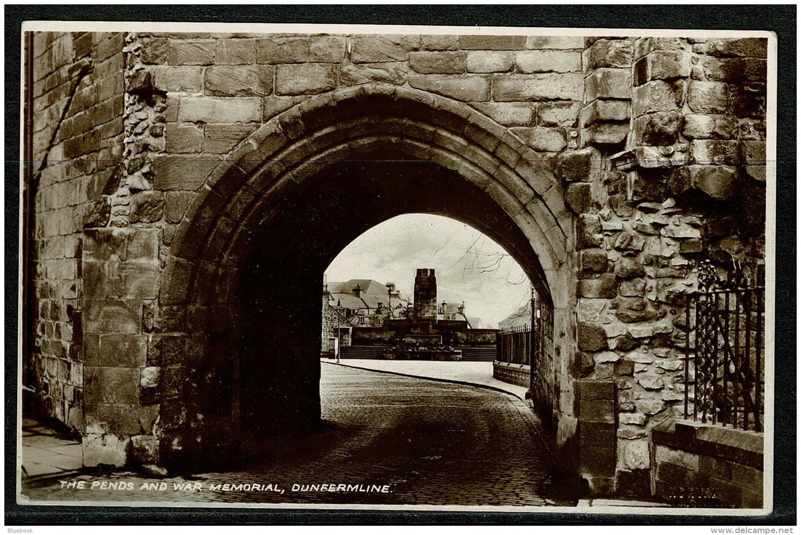 RB 1176 - Early Real Photo Postcard - The Pends &amp; War Memorial Dunfermline Fife Scotland - Fife
