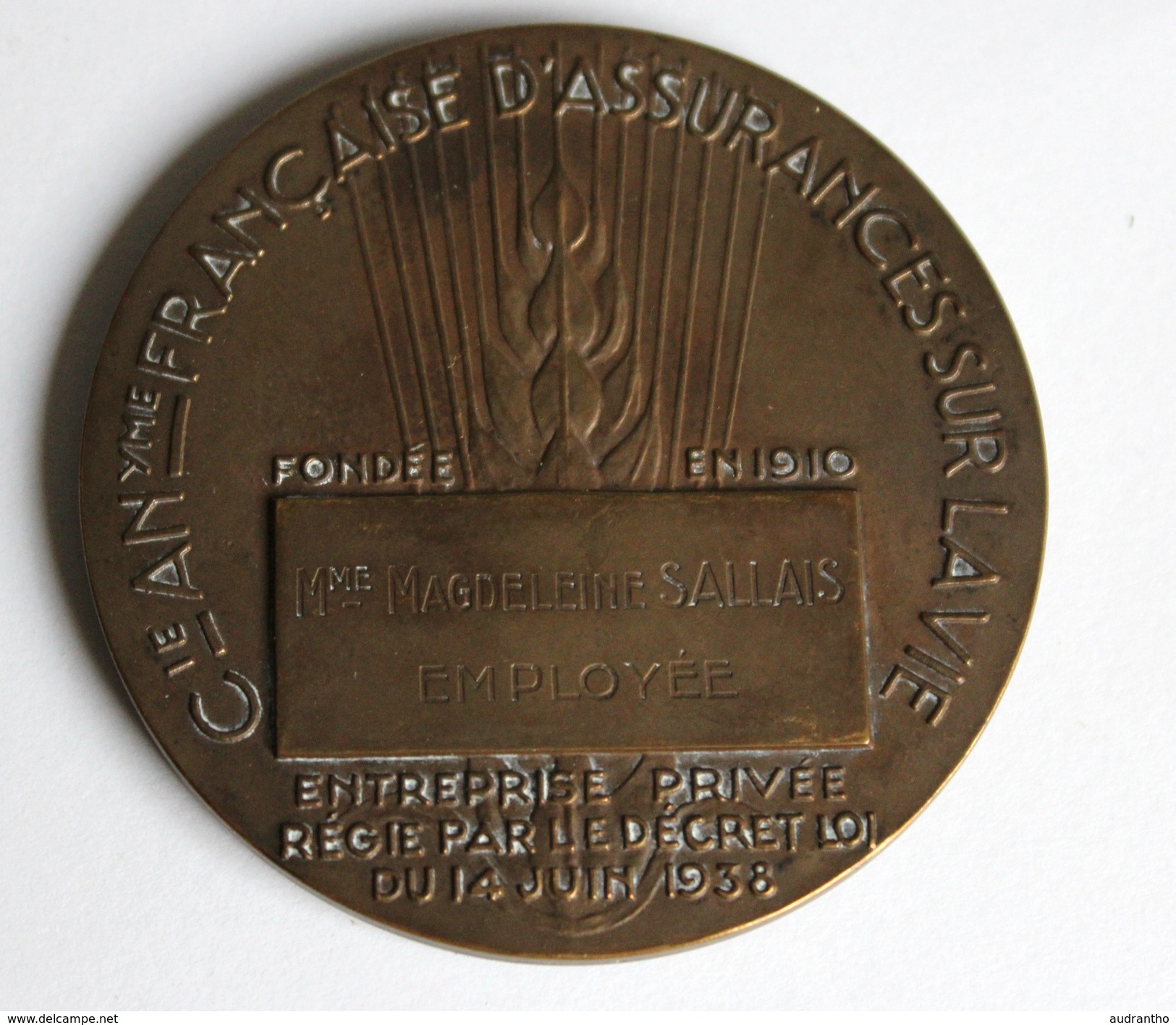 Médaille Bronze Coq La Populaire Compagnie Française Assurance Vie Magdeleine Sallais Employée Delamarre - Other & Unclassified