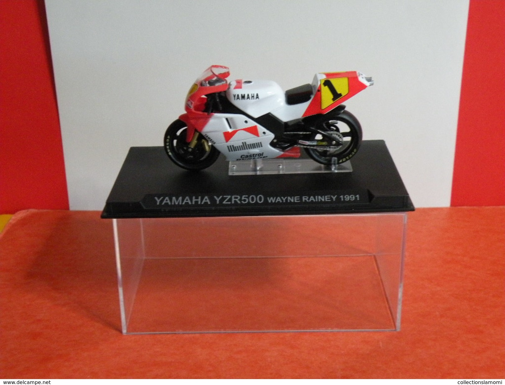 MOTO 1/24 > Yamaha YZR 500 Wayne Rainey 1991 (sous Vitrine) - Motorfietsen