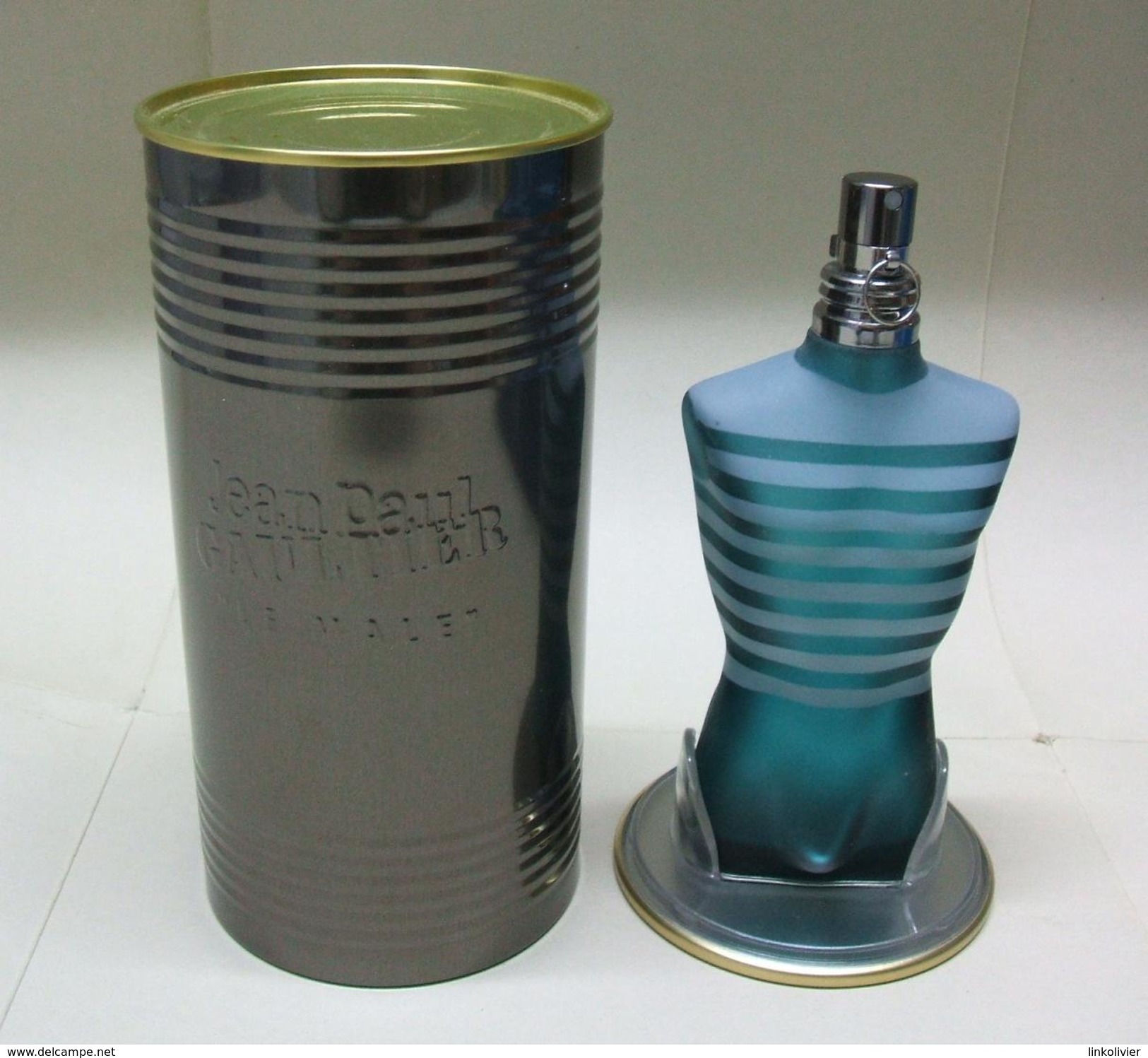 Jean Paul GAULTIER "LE MALE" - Eau De Toilette Vaporisateur 125 Ml Vide Homme Dans Sa Boîte En Métal - Flacons (vides)