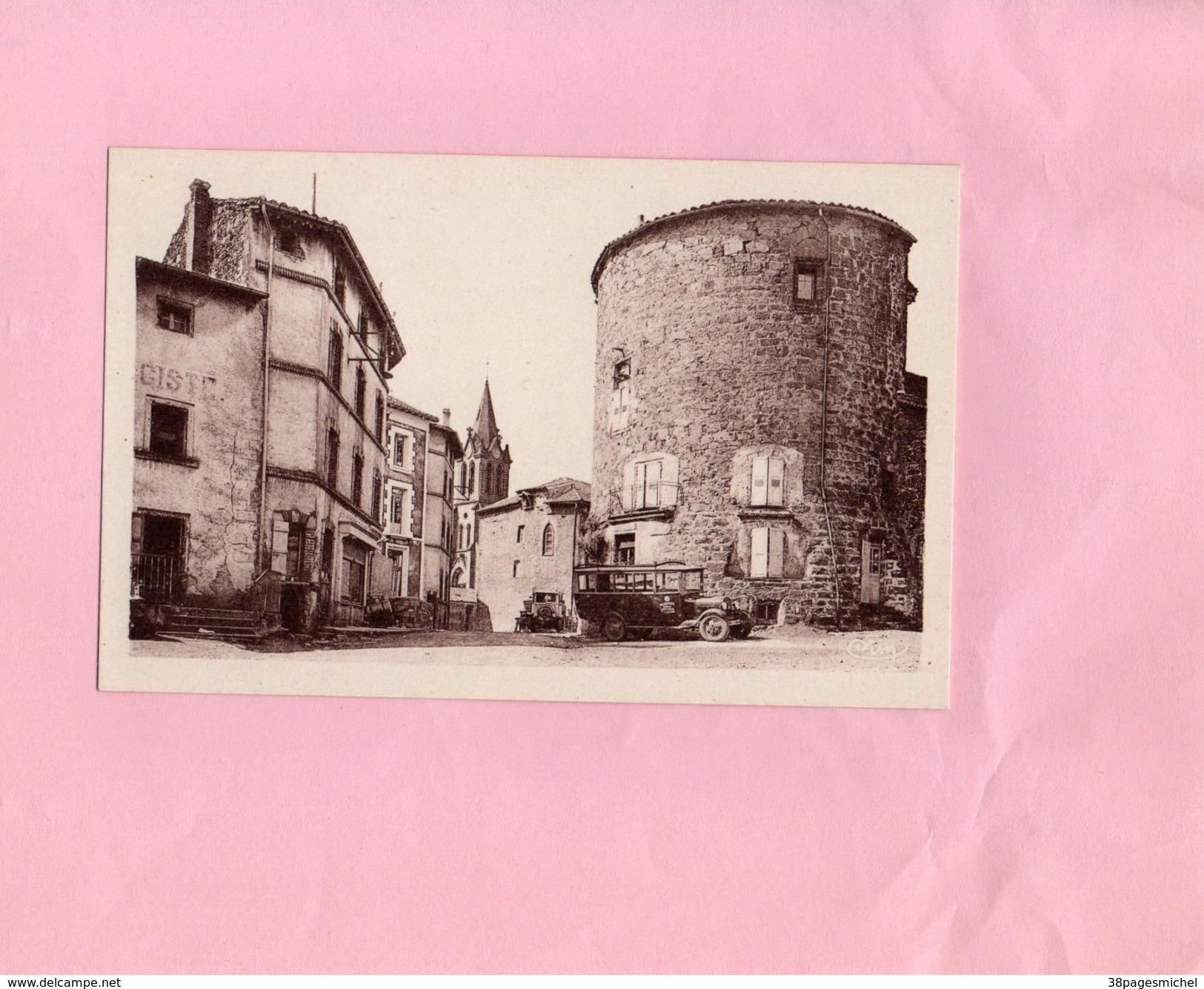 F2101 - D43 - LOUDES - La Tour Ronde Rue De L'Eglise Derniers Restes Du Château Fort - Loudes