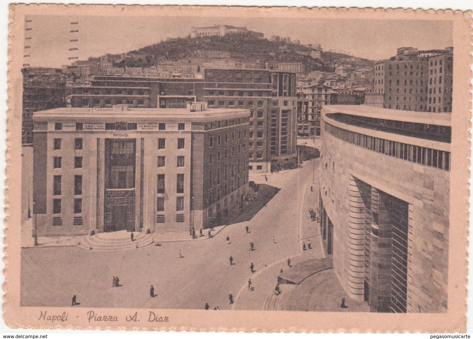 156 - NAPOLI PIAZZA A DIAZ ANIMATA 1942 - Napoli