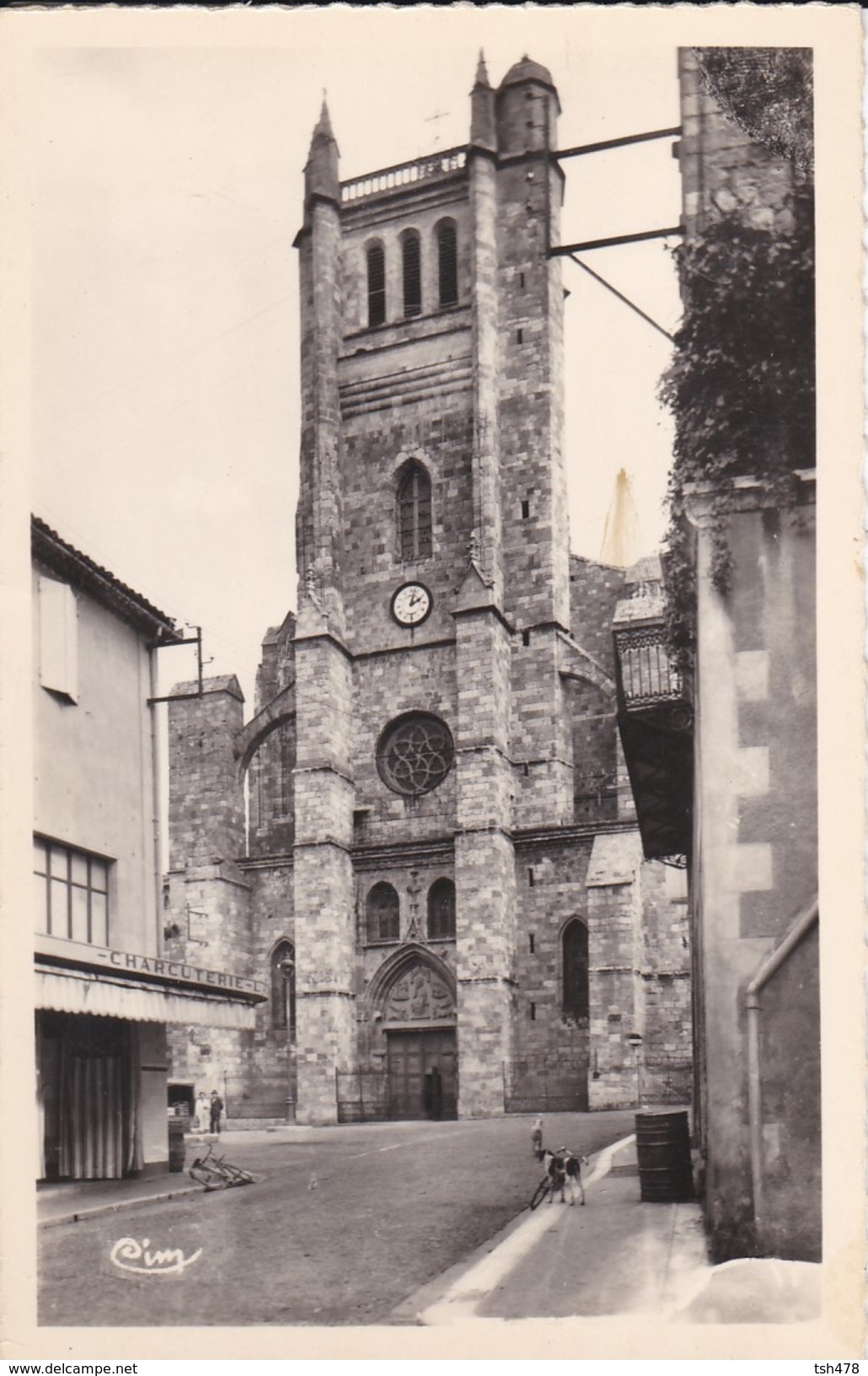 32----CONDOM---la Cathédrale Saint-Pierre--le Choeur--voir 2 Scans - Condom