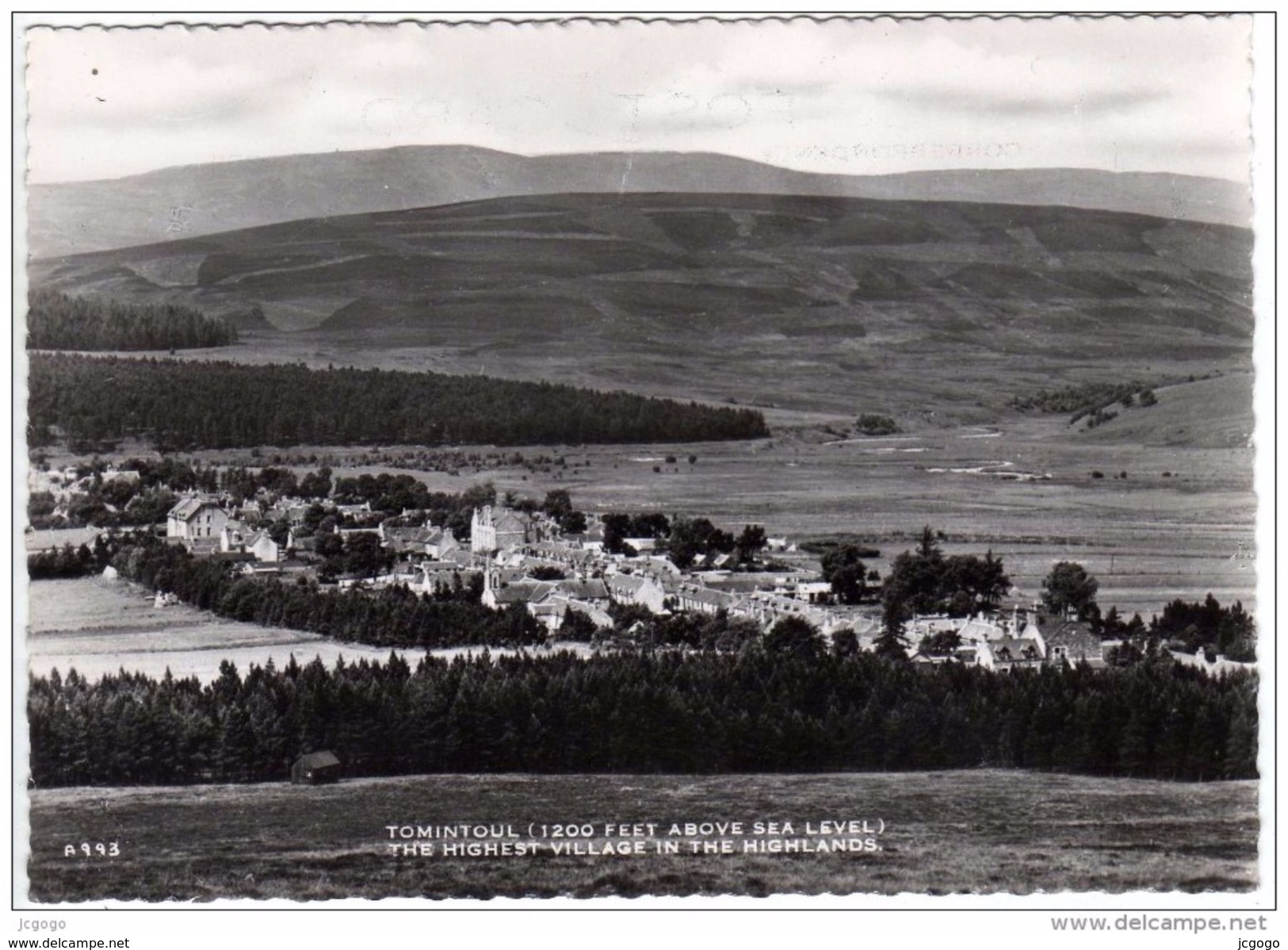 ROYAUME-UNI  Scotland -  TOMINTOUL  The Highest Village In The Highlands. 2  Scans  TBE - Banffshire