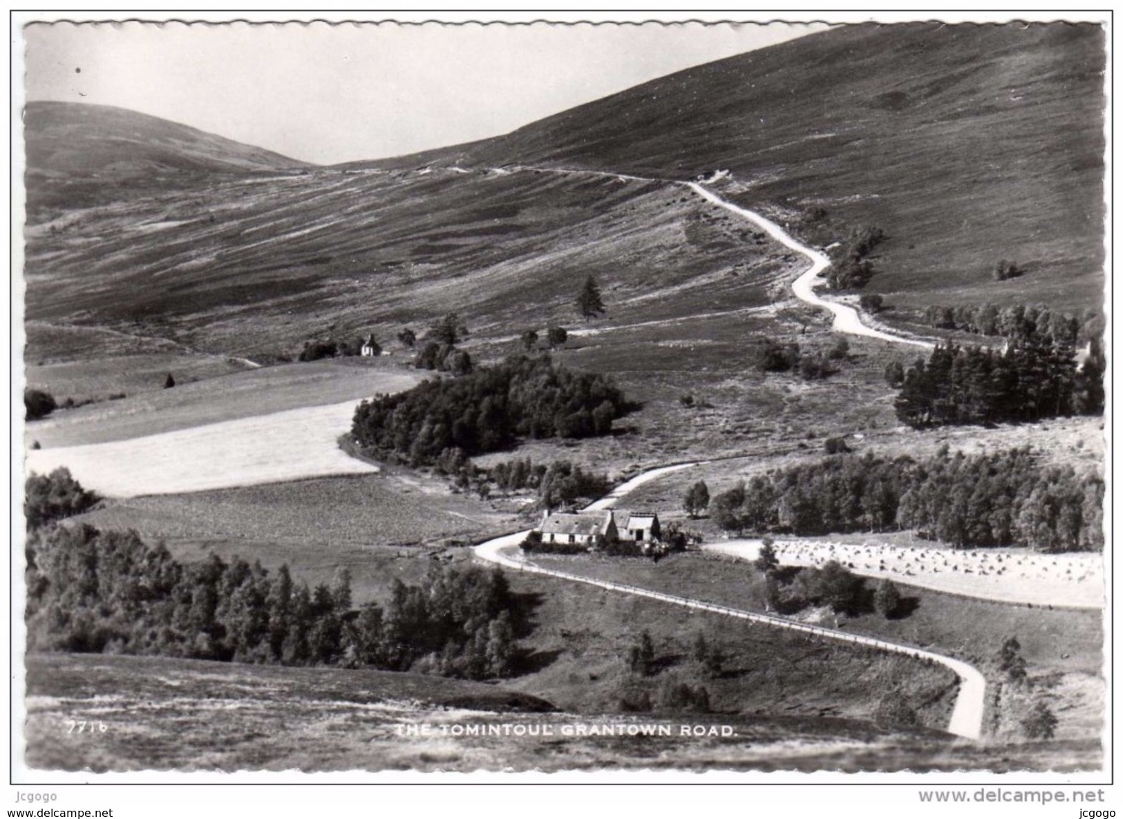 ROYAUME-UNI  Scotland -  TOMINTOUL GRANTOWN ROAD   2  Scans  TBE - Banffshire