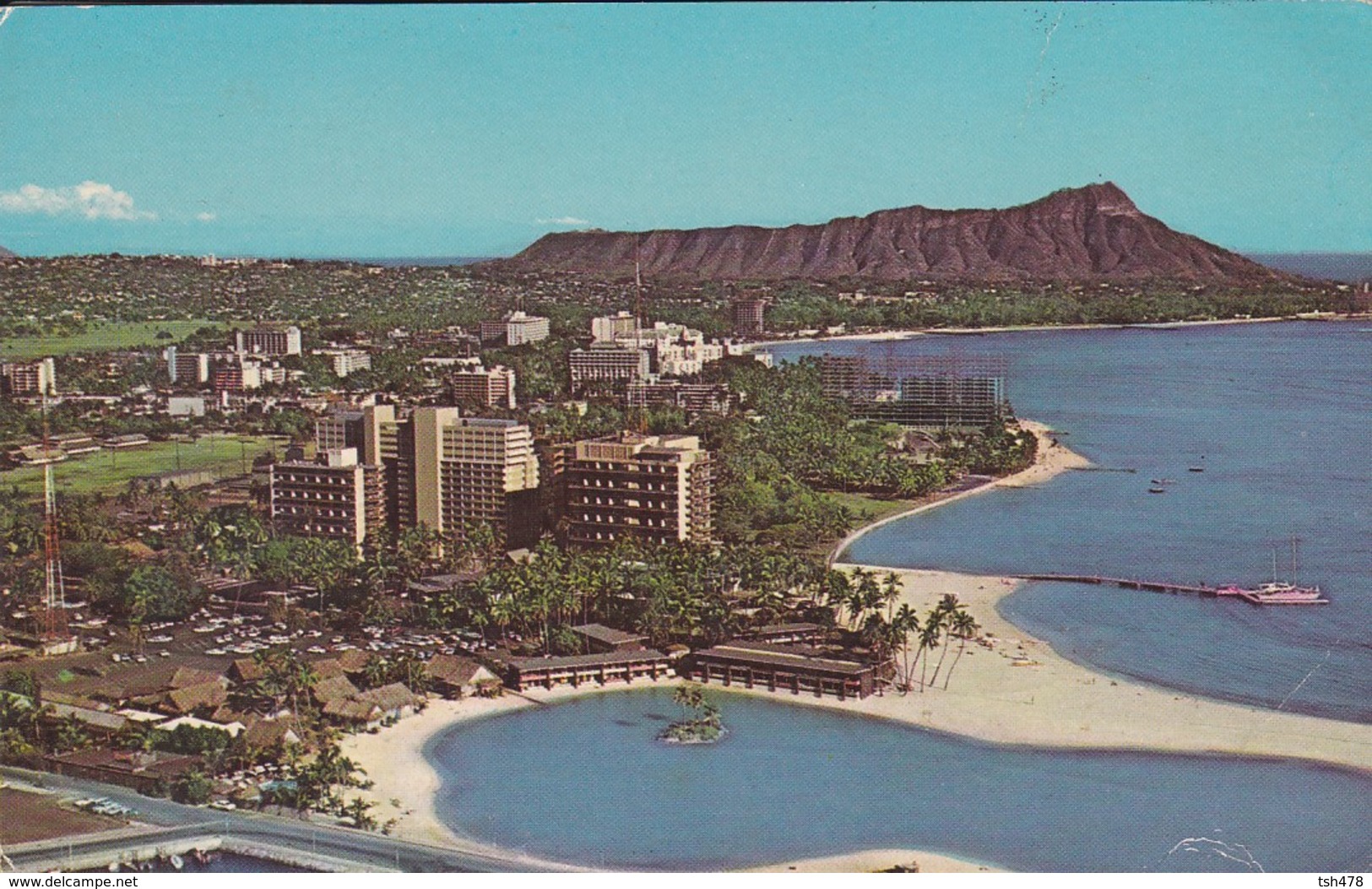 HONOLULU---hilton Hawaiian Village---voir 2 Scans - Honolulu