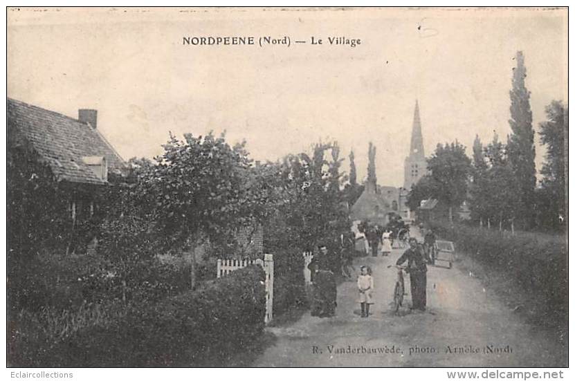 Nordpeene    59      Le Village        (voir Scan) - Andere & Zonder Classificatie