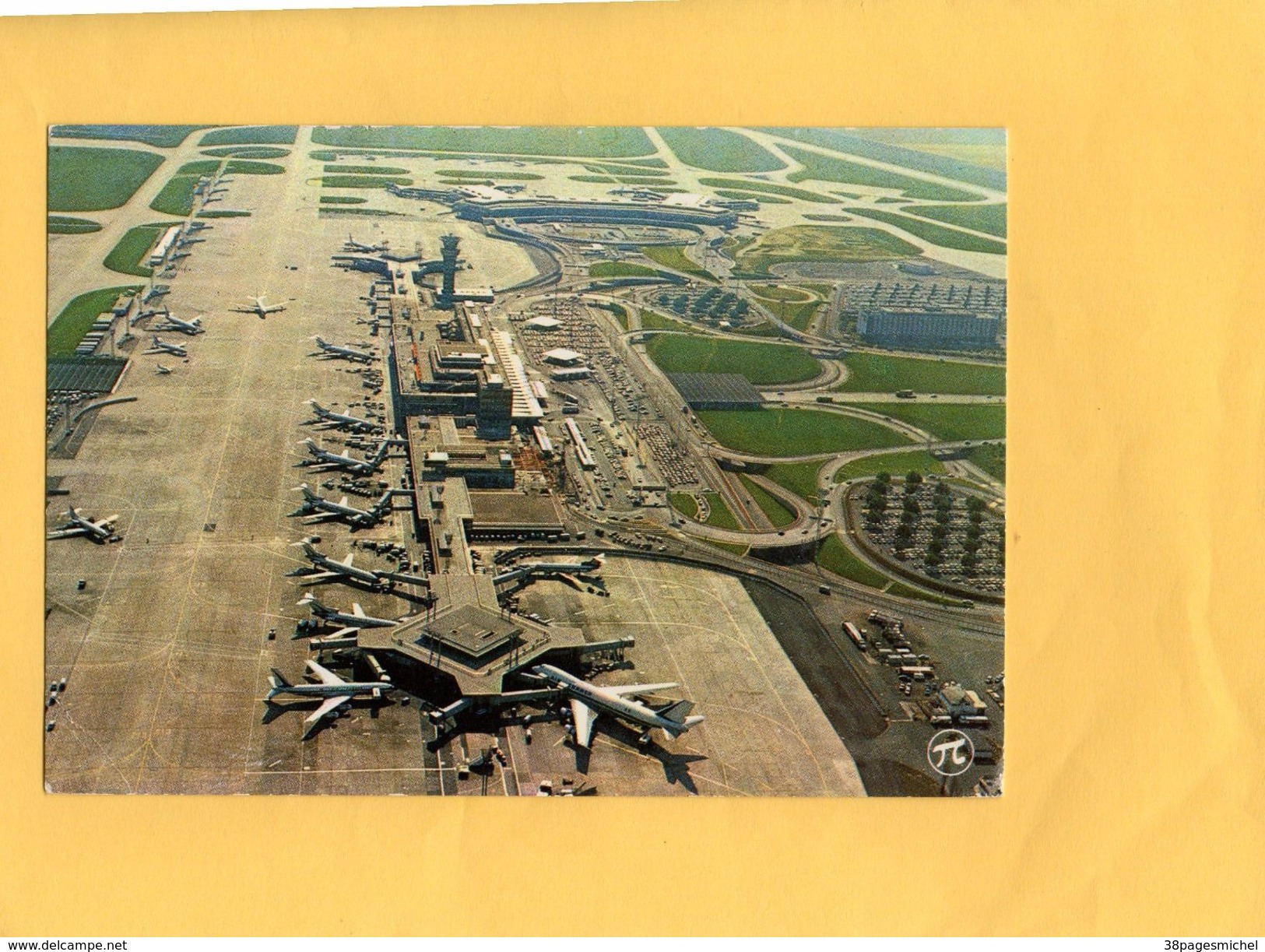 F2101 - D75 - Aéroport De Paris "ORLY" - Vue Aérienne De L'aérogare D'Orly Sud - Au Fond L'aérogare D'Orly Ouest - Aeronáutica - Aeropuerto