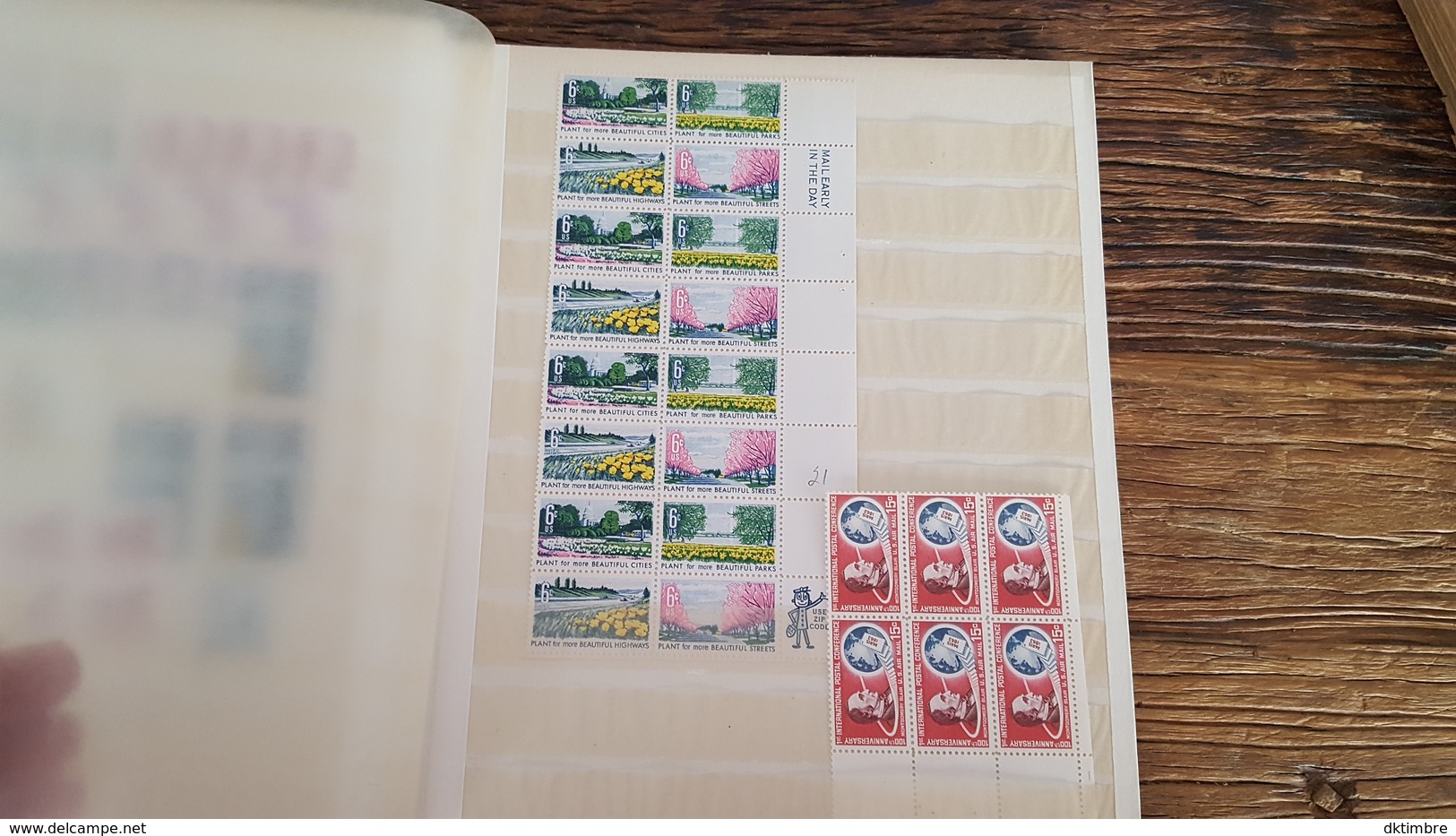 LOT 374669 ALBUM TIMBRE DE USA ET NATIONS UNIS NEUF** PORT A 10 EUROS