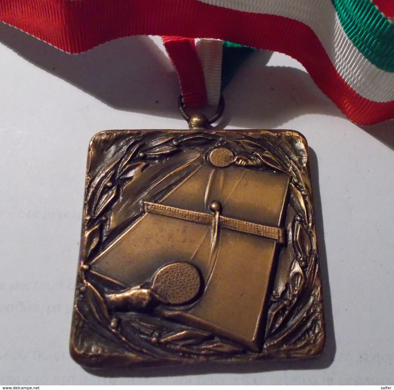 MEDAGLIA IN BRONZO CON NASTRINO TRICOLORE  Gr. 44 - Altri & Non Classificati