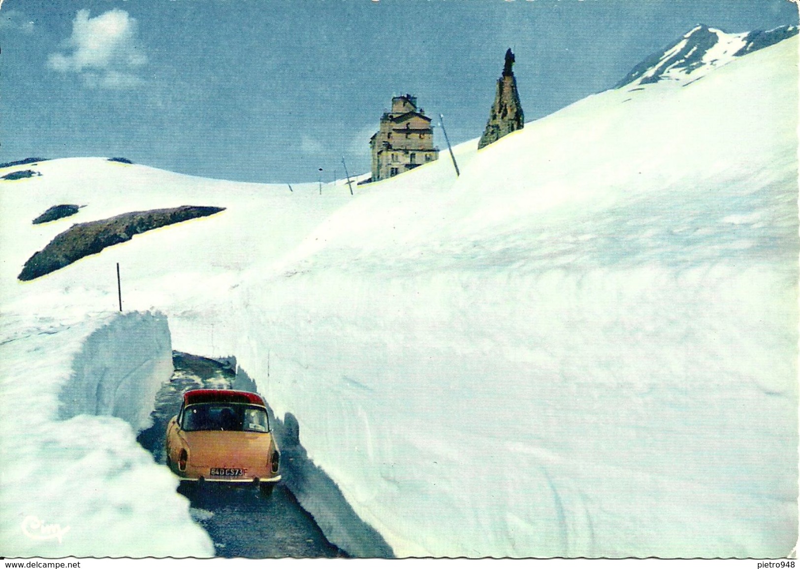 Piccolo San Bernardo (Savoie) Col Du Petit St. Bernard, La Route, L'Hospice Et La Statue De St. Bernard De Menton - Autres & Non Classés