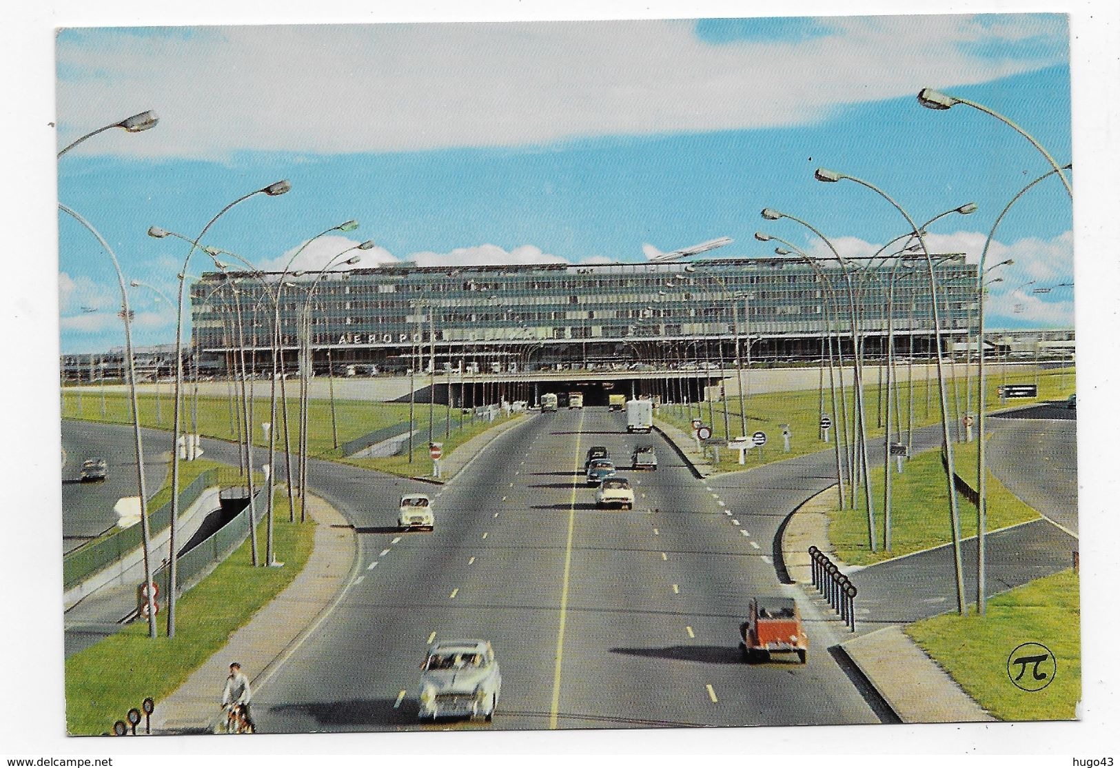 AEROPORT PARIS ORLY - N° 181 - AEROGARE D'ORLY --CITROEN 2CV  ET DS ... - 75 - Aéroports De Paris