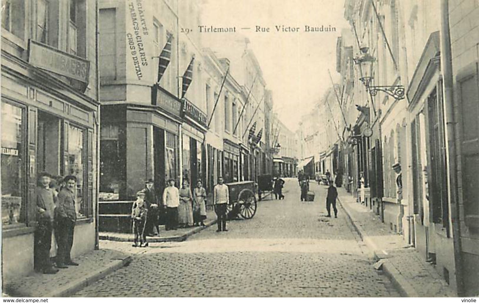 PIE 17-FL-8214 :  TIRLEMONT. RUE VICTOR BAUDUIN - Autres & Non Classés