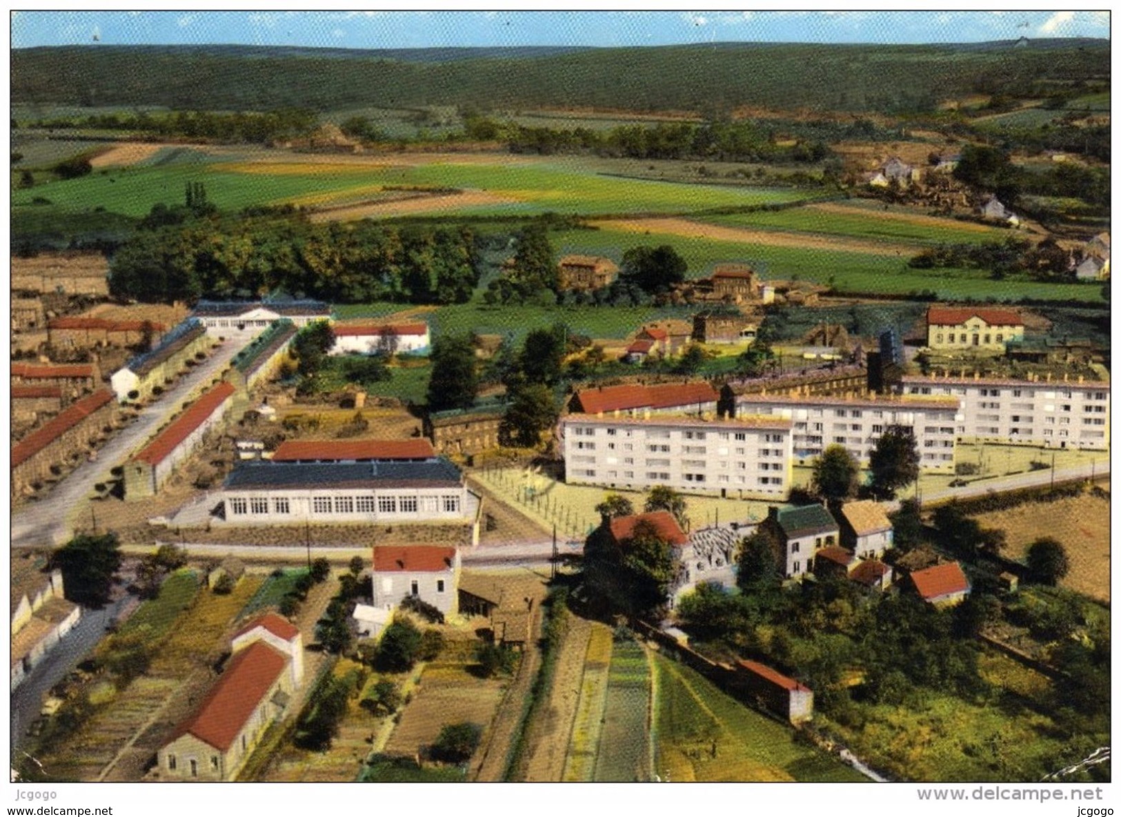 EPINAC Vue Aérienne - La Garenne, Cité Des Acacias Et Les H.L.M. - Other & Unclassified