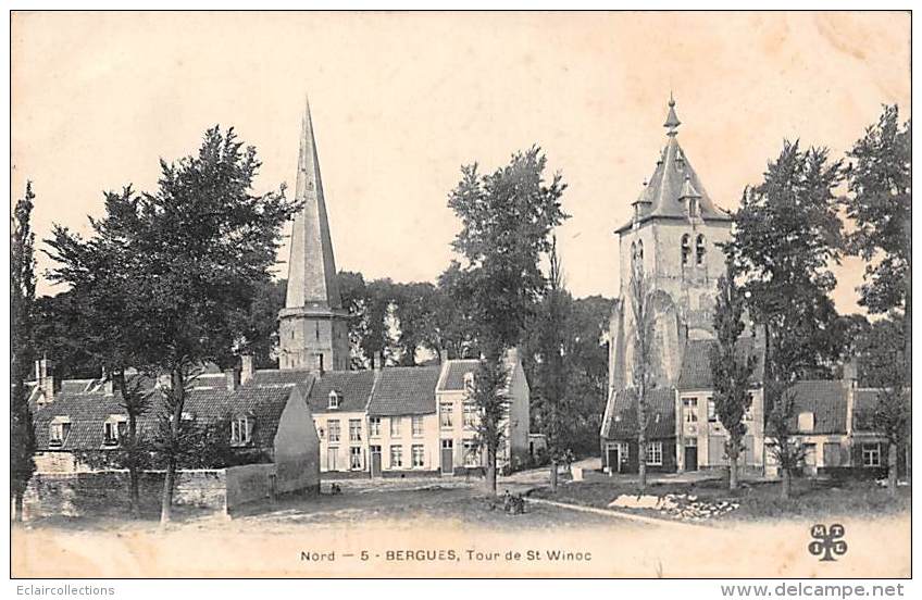 Bergues      59         Tour De St Winoc      (voir Scan) - Bergues