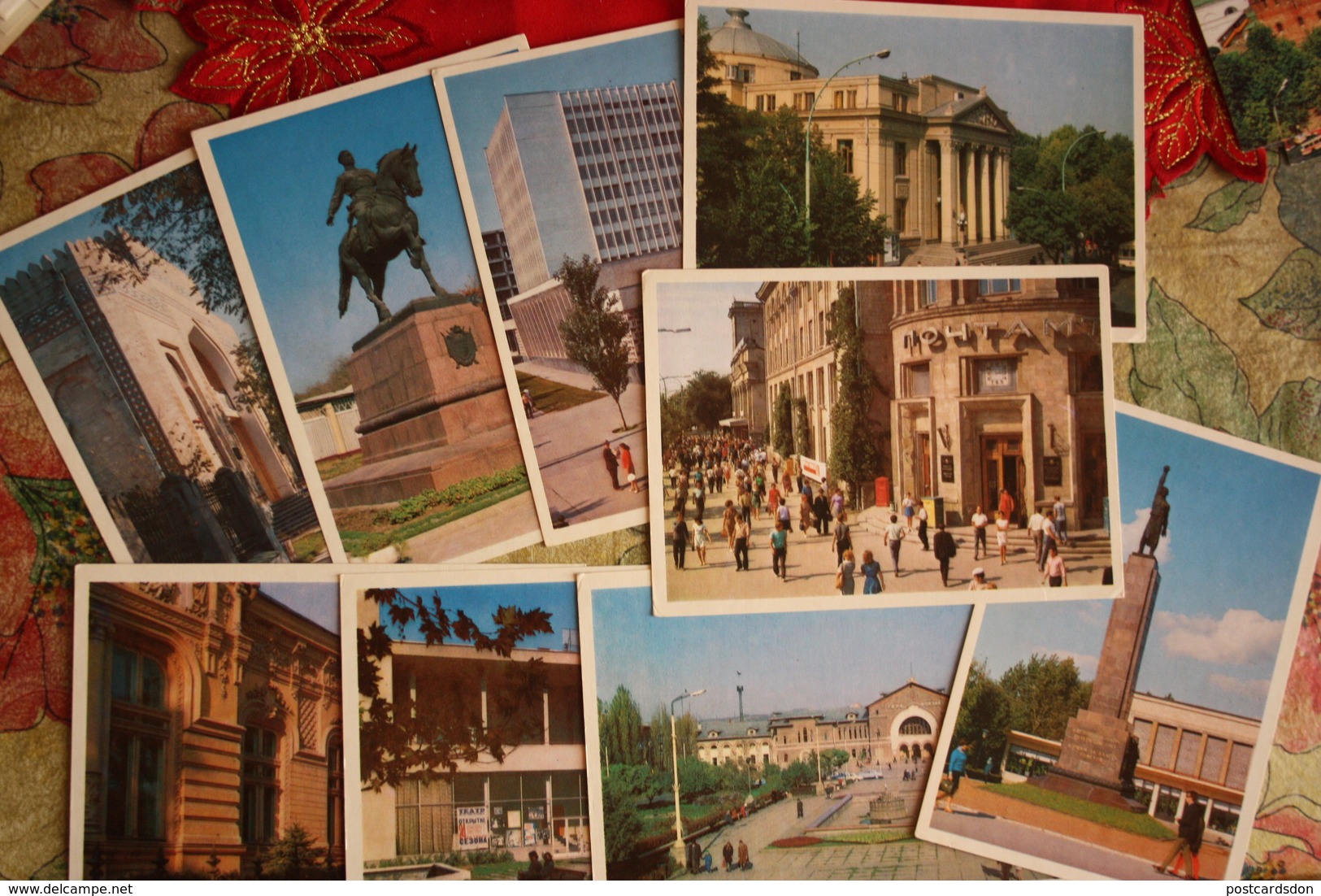 MOLDOVA. Kishinev Capital. 15 POSTCARDS LOT . 1974 - Moldova