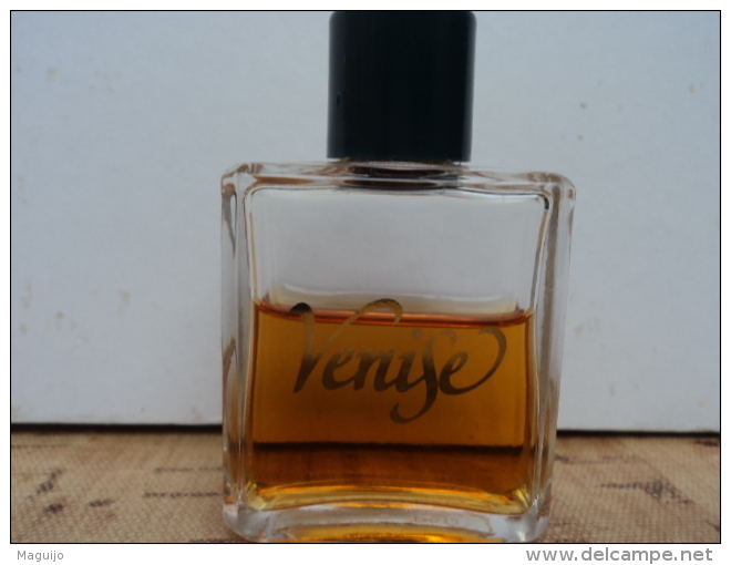 YVES ROCHER " VENISE" MINI 10 ML EDT  1 Ere VERSION  VOIR ET LIRE !! - Miniatures Femmes (sans Boite)