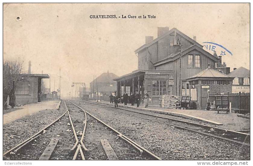 Gravelines      59      Intérieur De La Gare                 (Décollée Voir Scan) - Gravelines