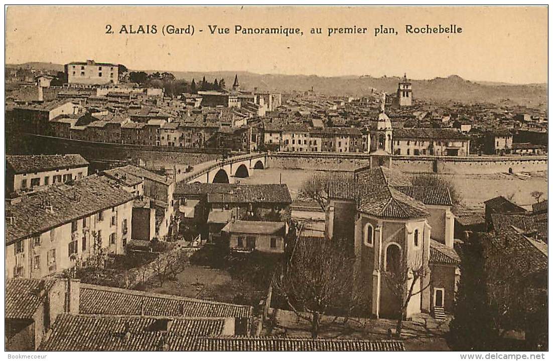 30  ALAIS  VUE PANORAMIQUE AU PREMIER PLAN ROCHEBELLE - Alès