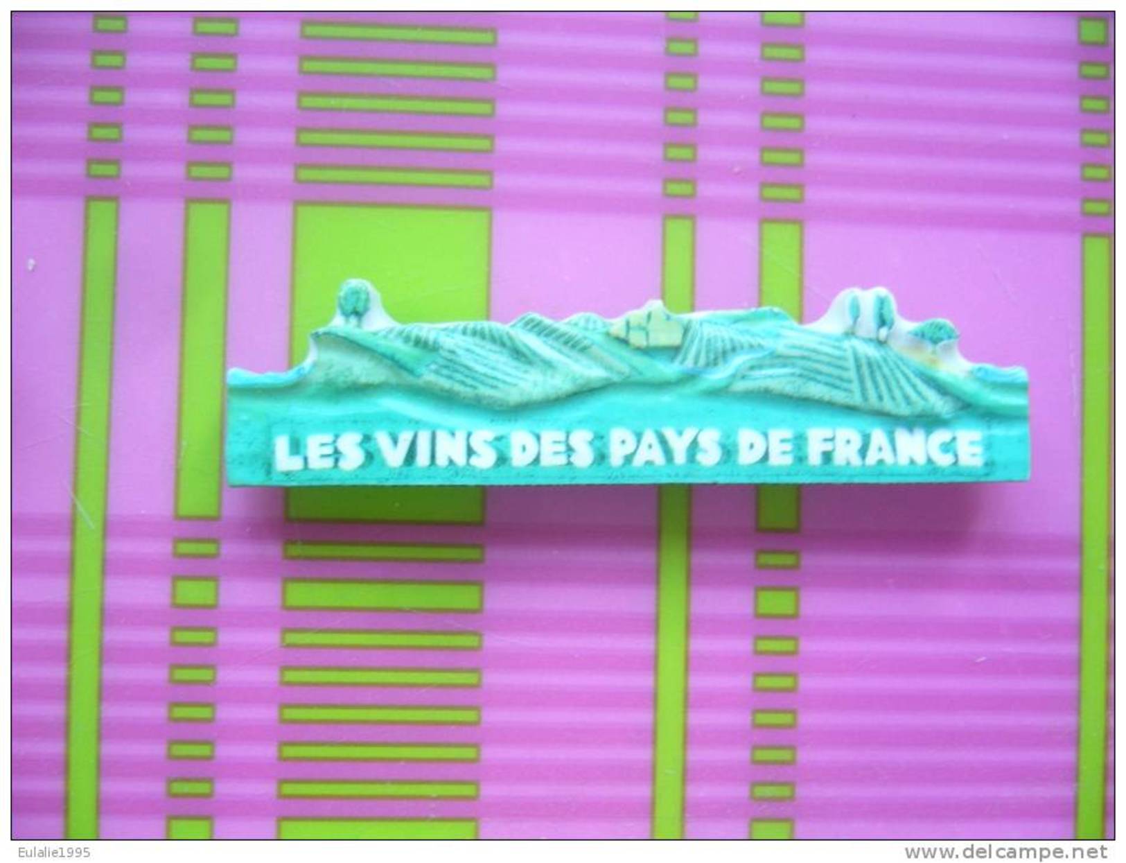 Magnet En Relief, Aimant LES VINS DES PAYS DE FRANCE - Magnets