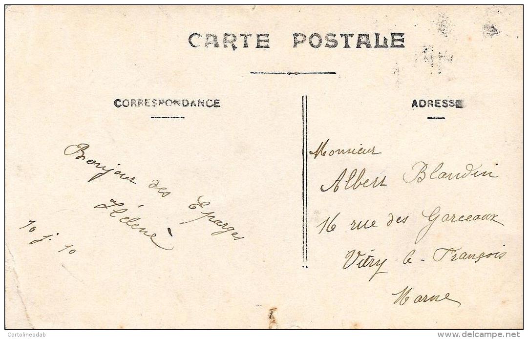 [DC11169] CPA - COPPIA ELEGANTE - Viaggiata - Old Postcard - Coppie