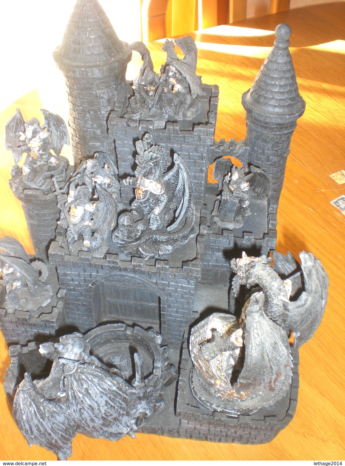 CASTELLO DI DRAGHI + 11 PEZZI Château Des Dragons + 11 PIÈCES Castillo De Dragones +11 PIEZCastle Of Dragons + 11 PIECES - Scenery, Diorama