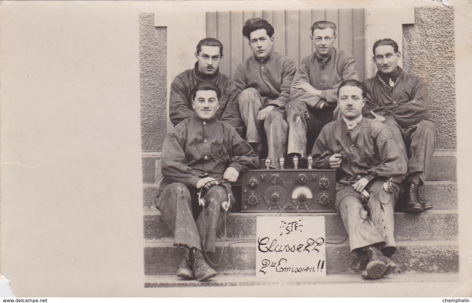 Groupe De Soldats D'un Régiment De Transmissions Non Identifié - STF Classe 22 - Armée - Carte Photo - Régiments