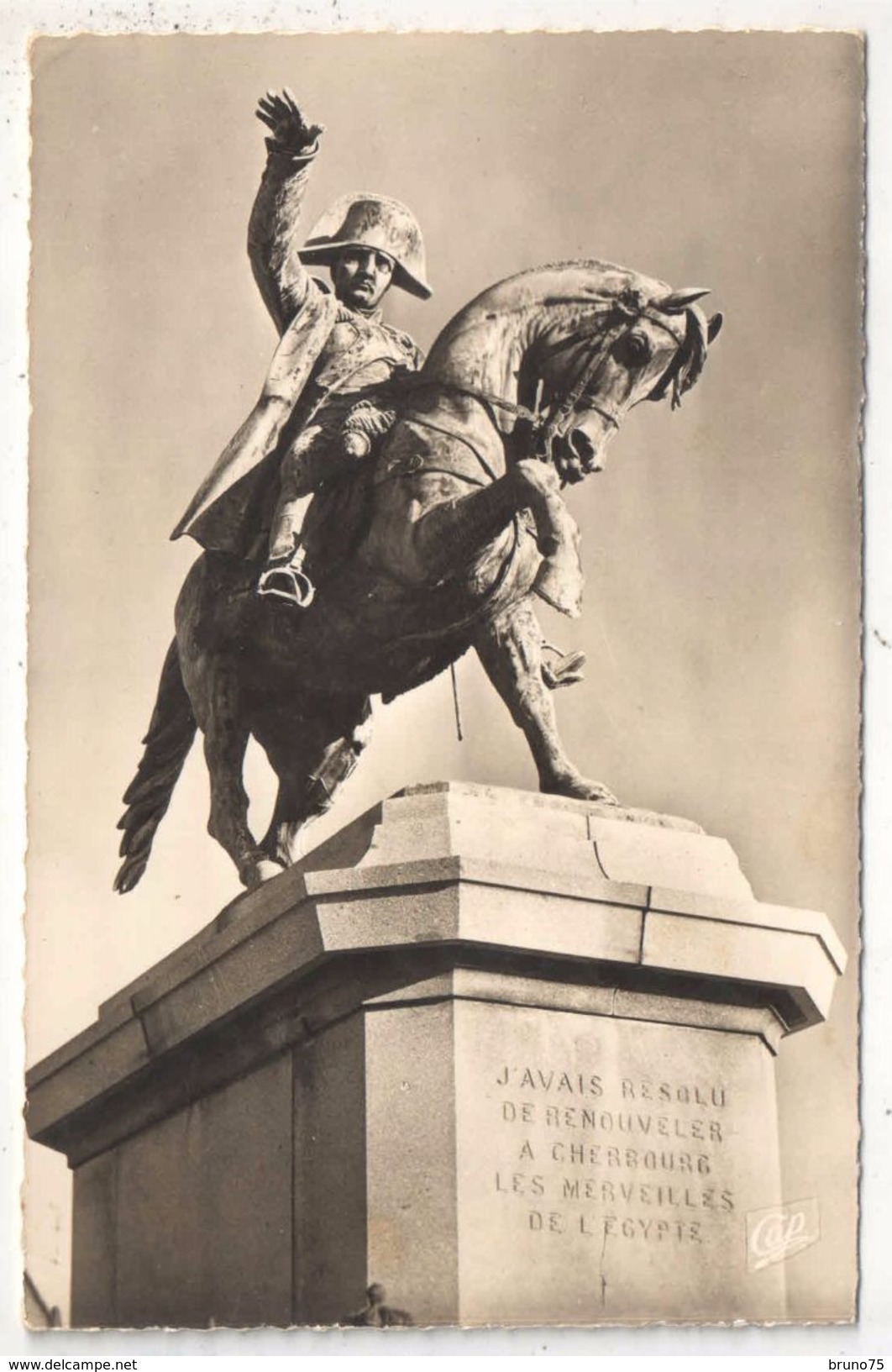 50 - CHERBOURG - Statue De Napoléon - CAP 1780 - Cherbourg