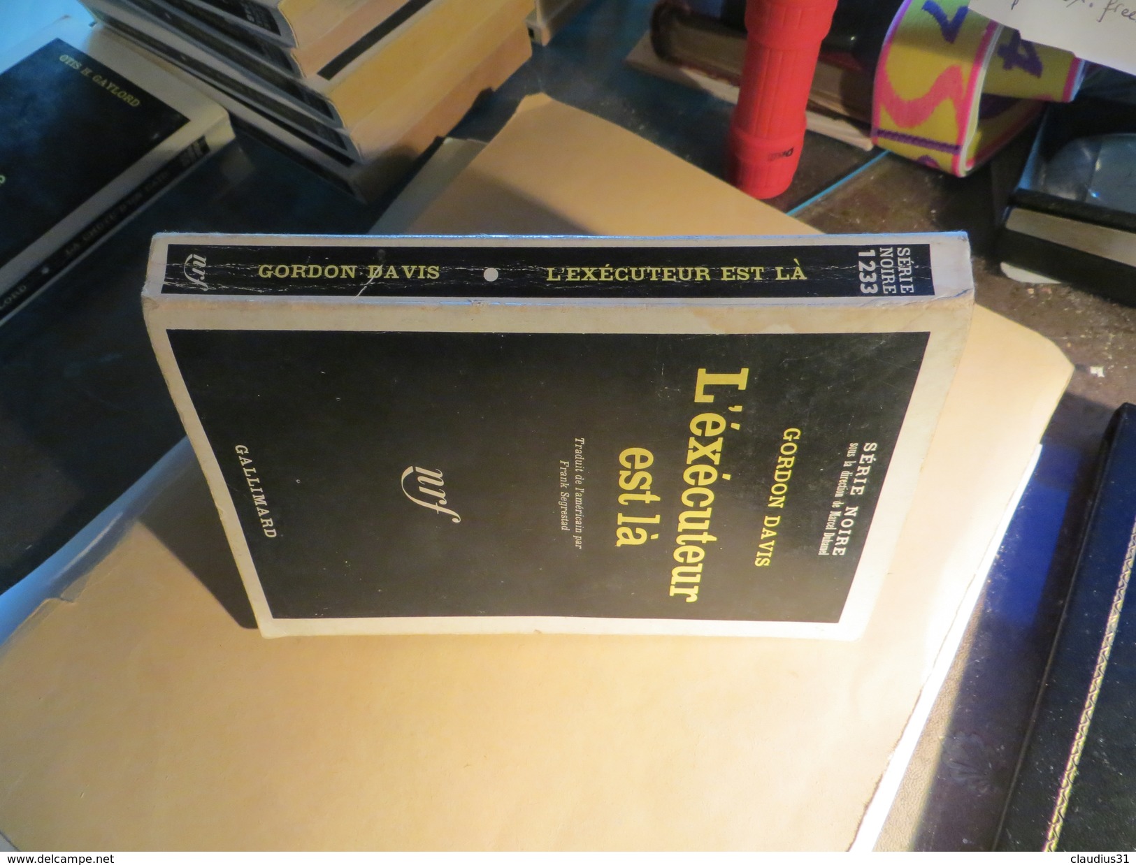Série Noire N°1233 L'exécuteur Est Là Gordon Davis - Série Noire